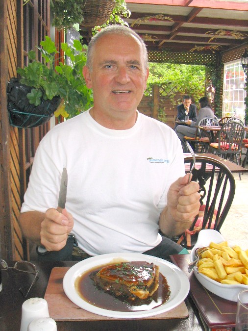 Maidenhead Aquatics - Martin at the pub.